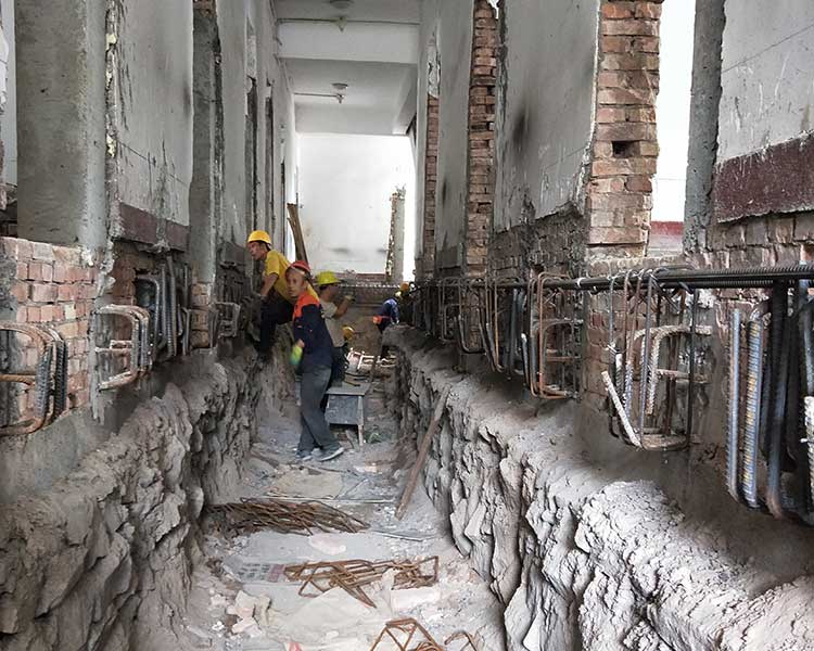 抗震加固工程--寧夏銀川旅遊學校教學樓增設抗震加固工程